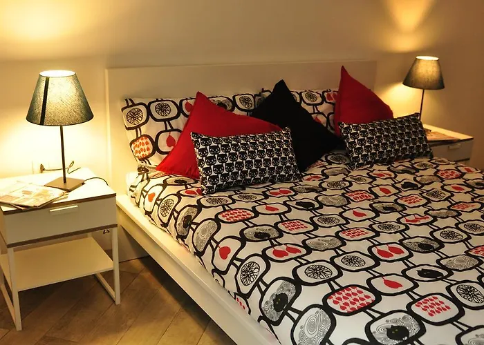 The Lighthouse * לה ספציה