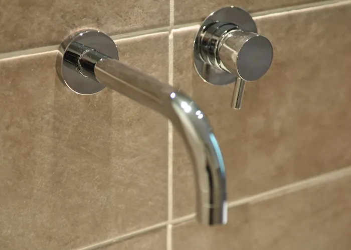 The Lighthouse * לה ספציה